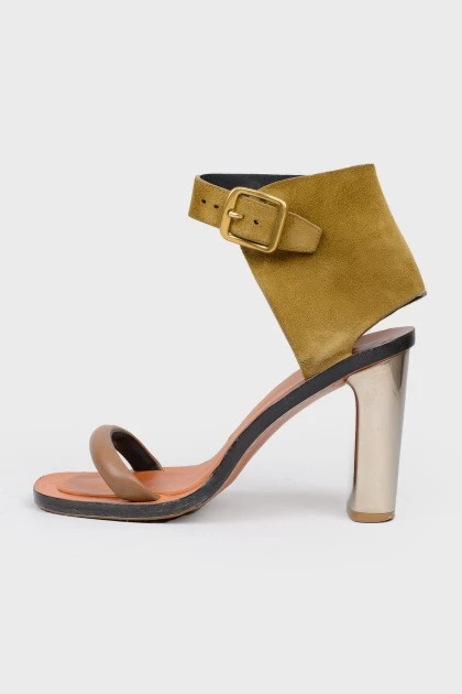 Sugot sandals on a metal high -heeled