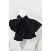 Shirt with a black bow at the back