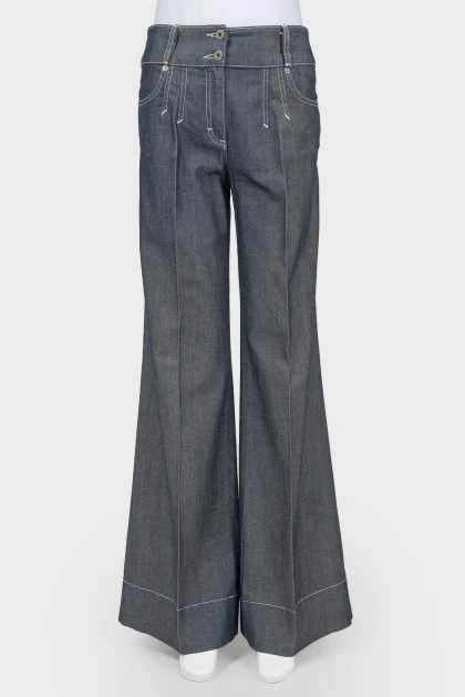 Gray wide-leg jeans