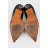 Pointed toecap heels 