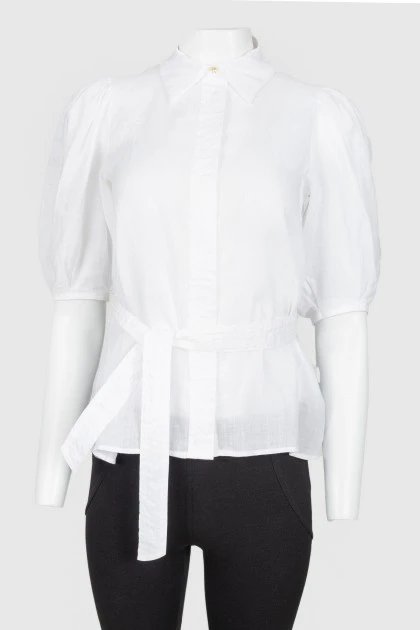 White blouse with mother-of-pearl buttons