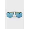 Sunglasses with blue lenses