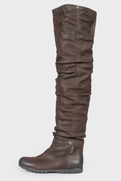 Brown low-heeled booties