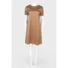 Brown dress with short sleeve