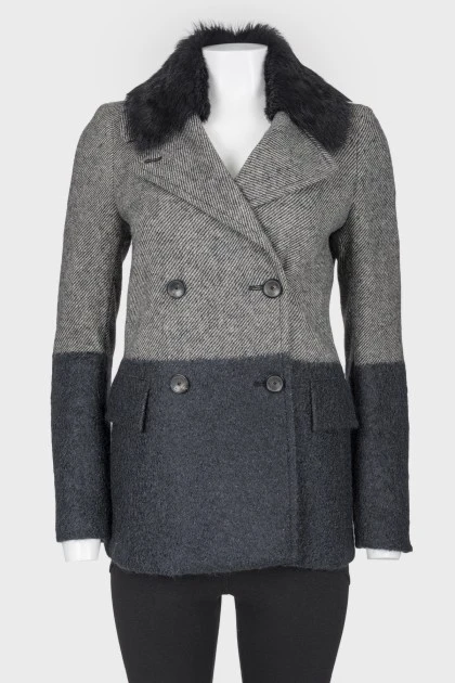 Gray wool buttons, sheepskin collar coat