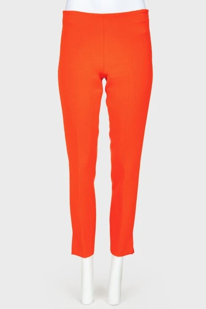 Coral trousers with tag