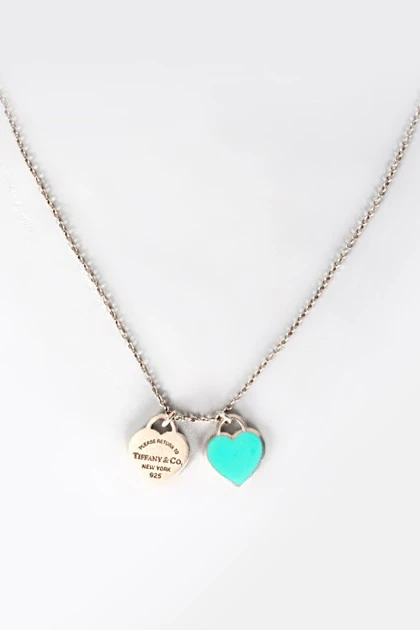 Heart-shaped pendant chain