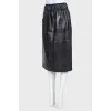 Leather skirt with pockets in front