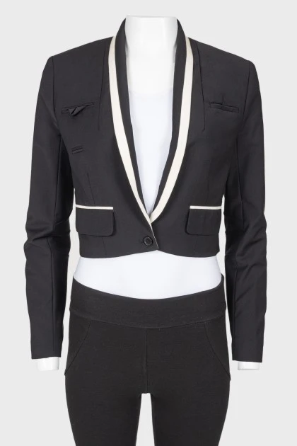 Cropped jacket with white lapels