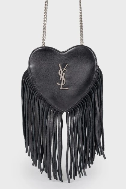Bag in the form of a heart, with fringe