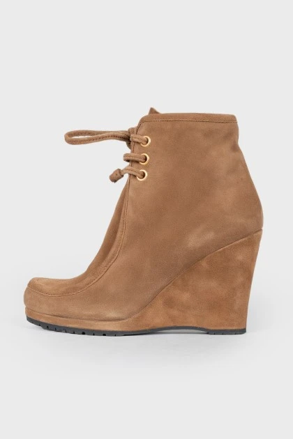 Suede wedge ankle boots